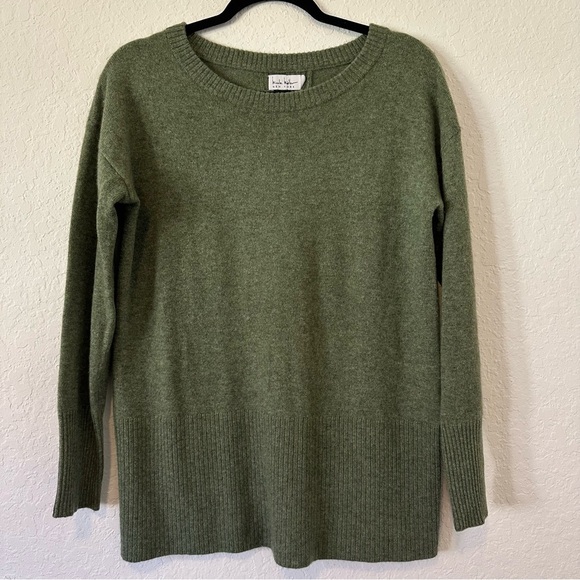 Nicole Miller Cashmere Sweater Top Size Small - Picture 1 of 3